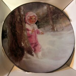 Pemberton & Oakes “ snowy adventure” collectible, mini 3 1/4” plate 9226 A, 1993